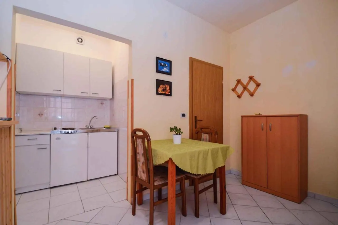 Studio In Pjescana Uvala/Istrien 11166 Apartment 0*,